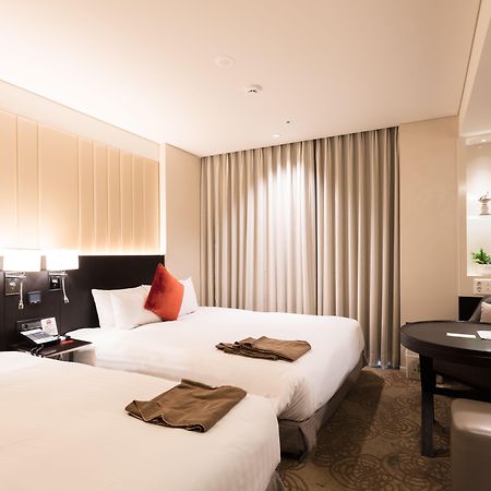 Solaria Nishitetsu Hotel Seoul Myeongdong Exterior photo